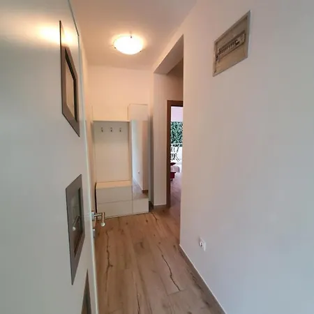 Zic Διαμέρισμα *